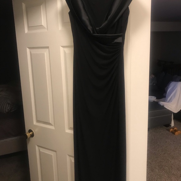 Evening gown - Picture 4 of 8